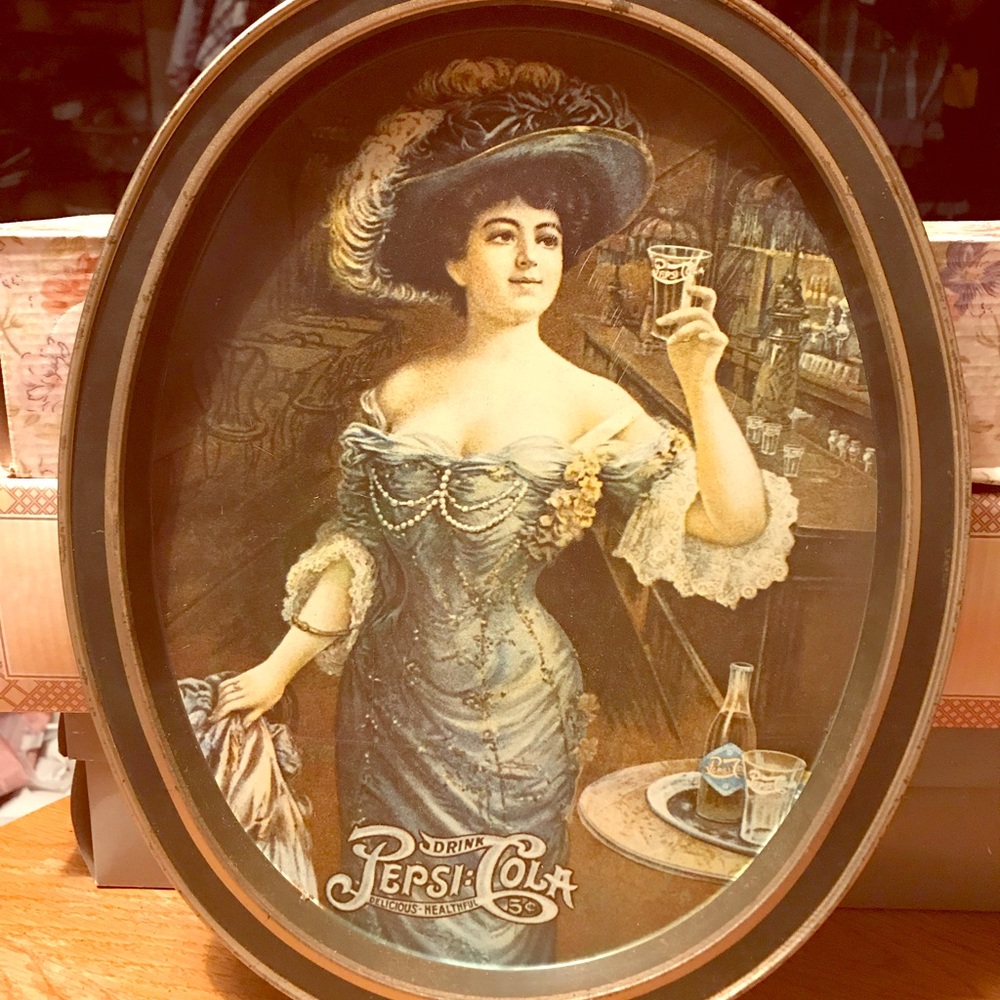 Pepsi Serving Tray with Gibson Girl Holding Glass